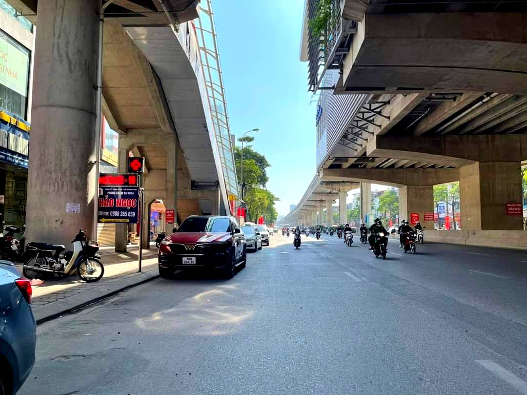 Mở bán căn nhà mới Hồ Tùng Mậu dt 40 lô góc 3 mặt thoáng- nhà mới- gần trung tâm - Ảnh chính